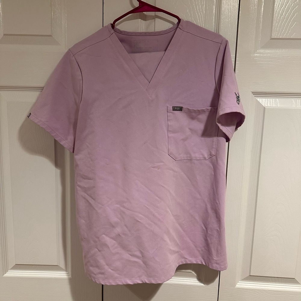 Figs Women's Lavender Scrub Top